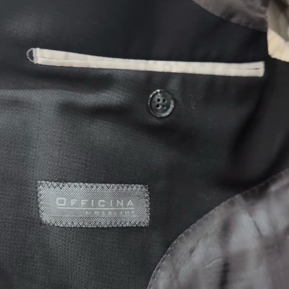 2 piece suit ; Tiger of Sweden Suit (Jacket and Pants) - Picture 6 of 9